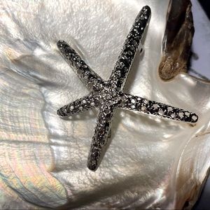 Subtle Sparkle Starfish Hair Clip